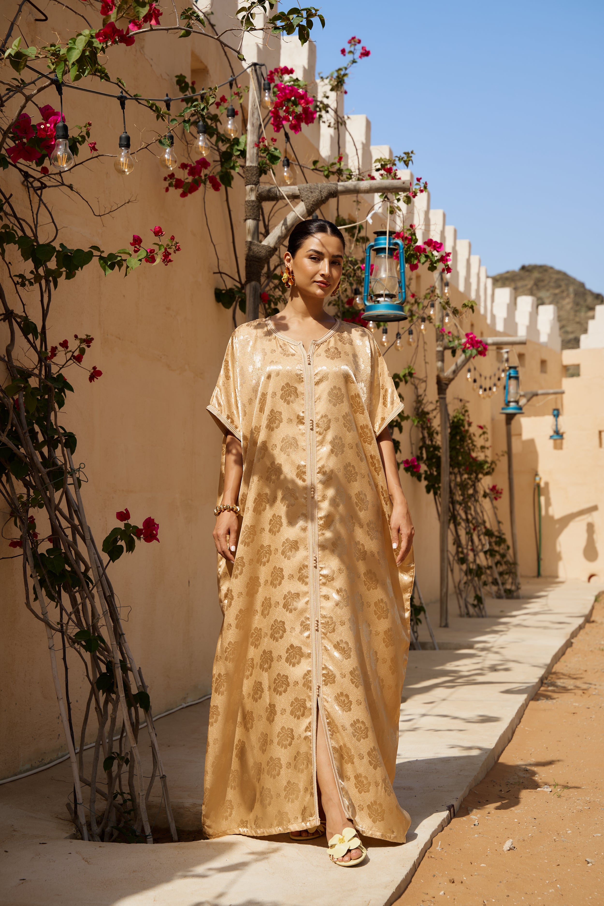 SHIRIN KAFTAN