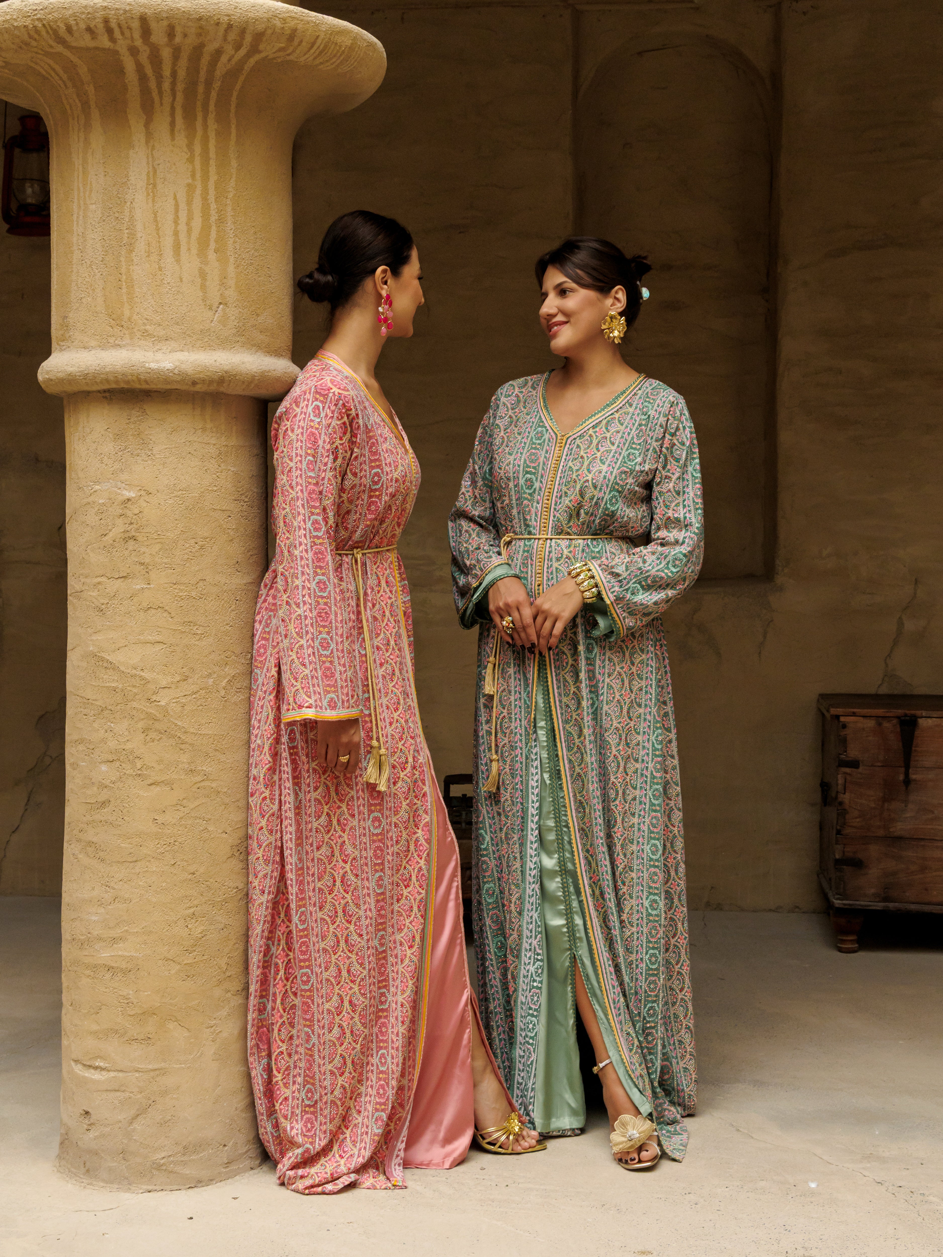 INAAYA KAFTAN