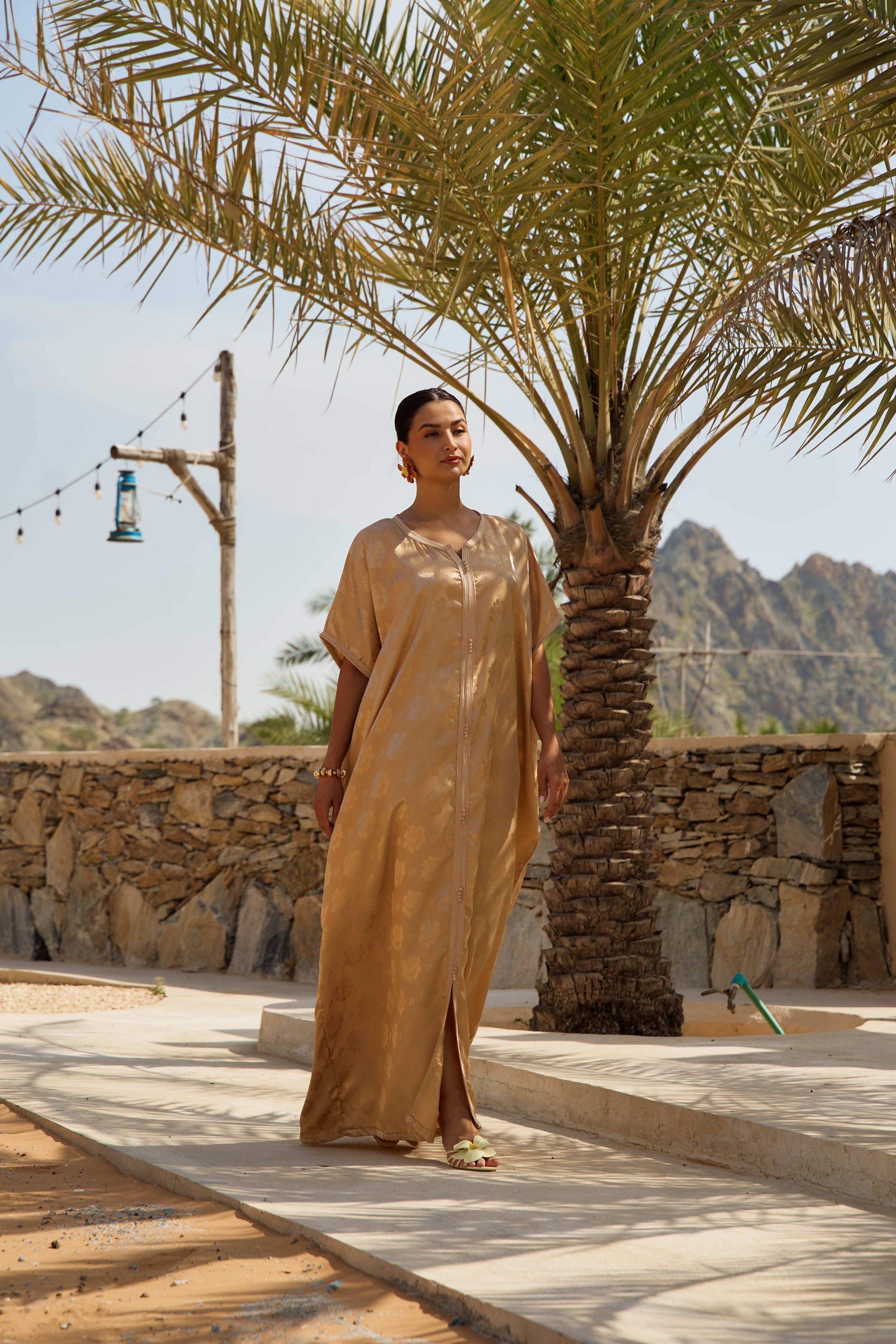 SHIRIN KAFTAN