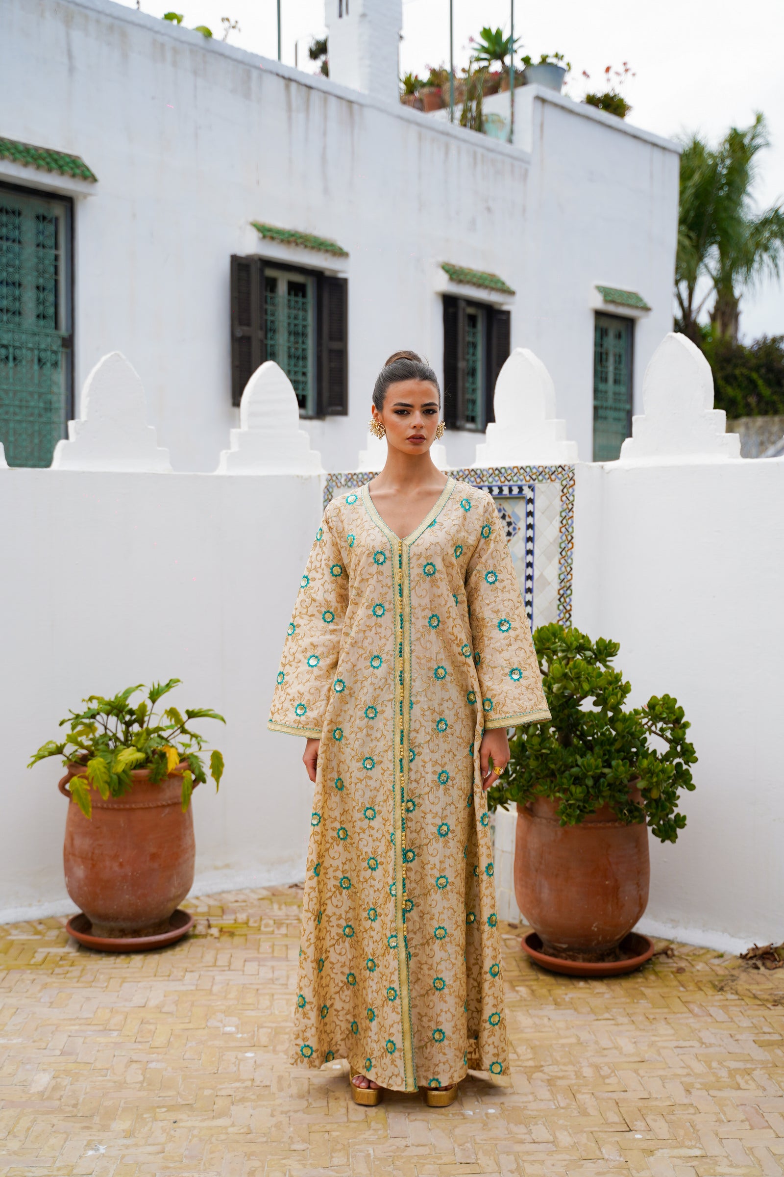 INAYA KAFTAN