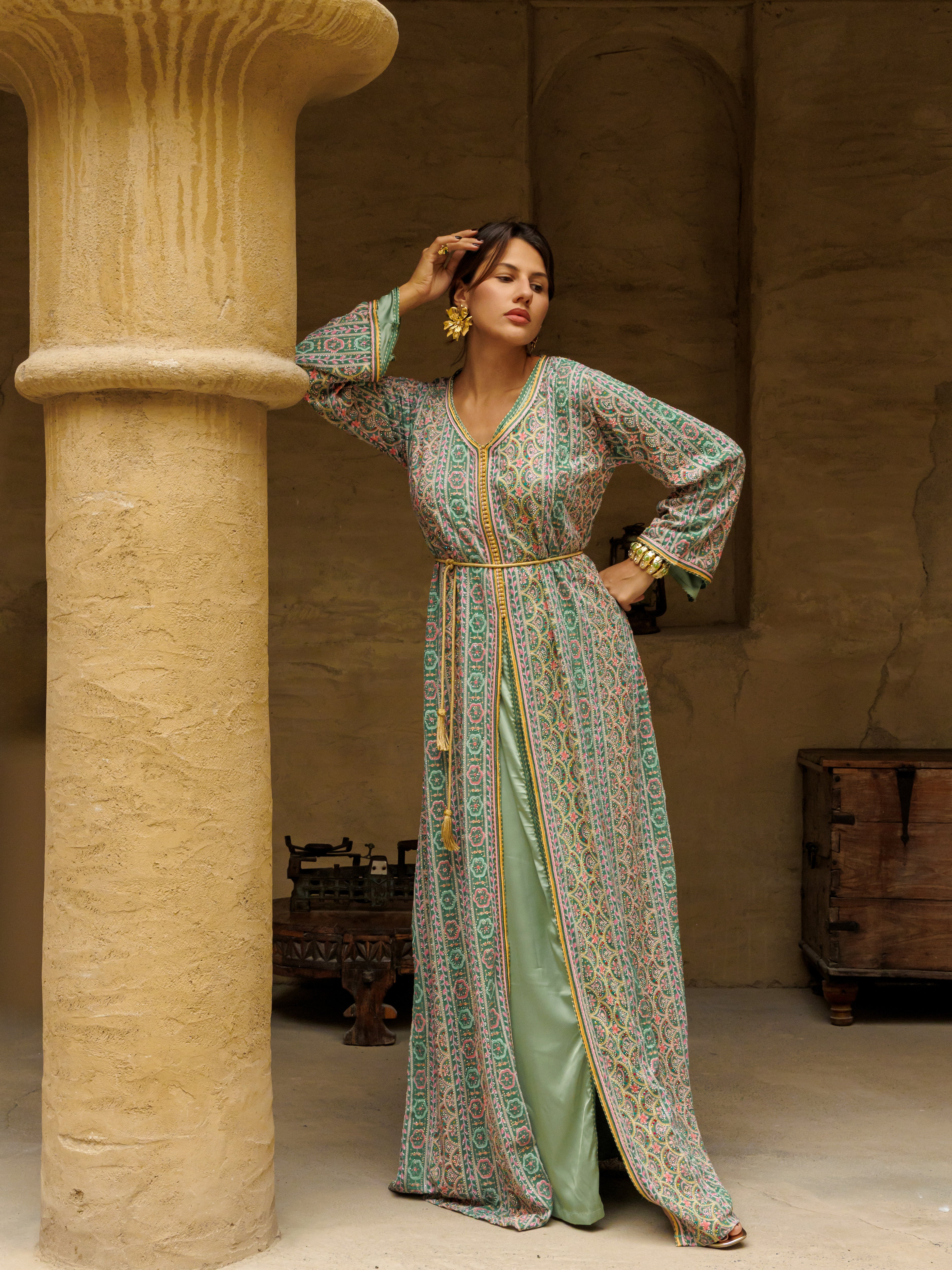 INAAYA KAFTAN