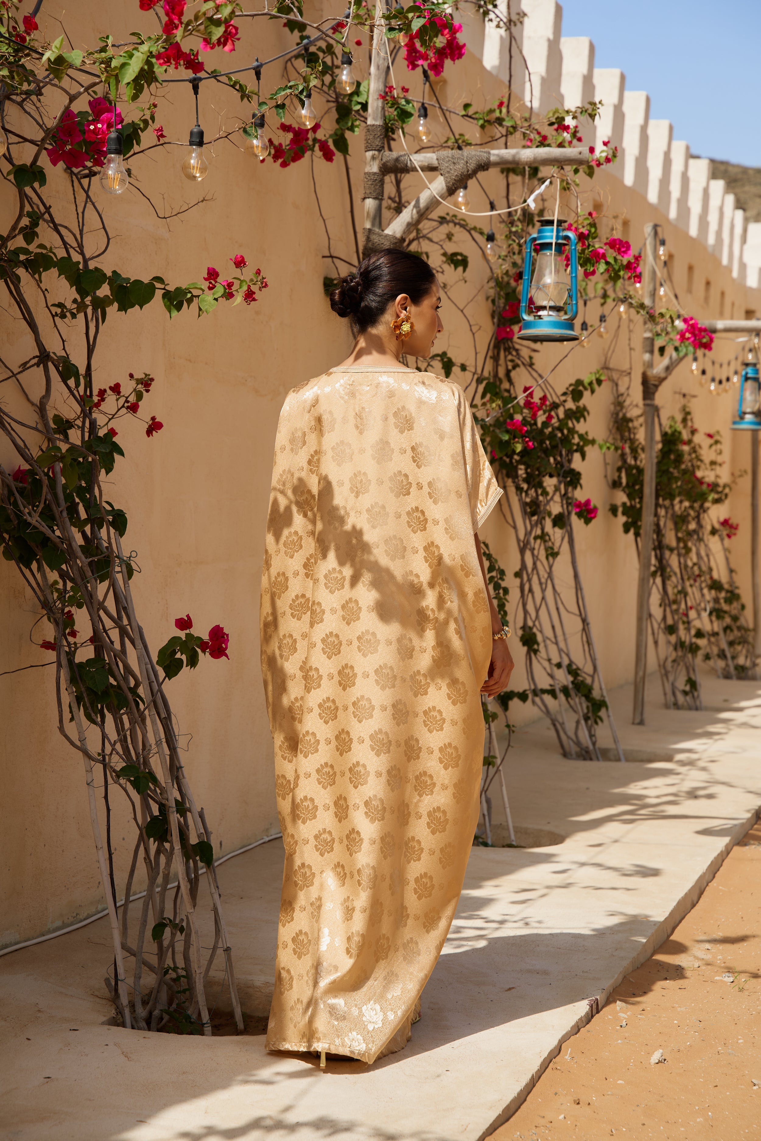 SHIRIN KAFTAN