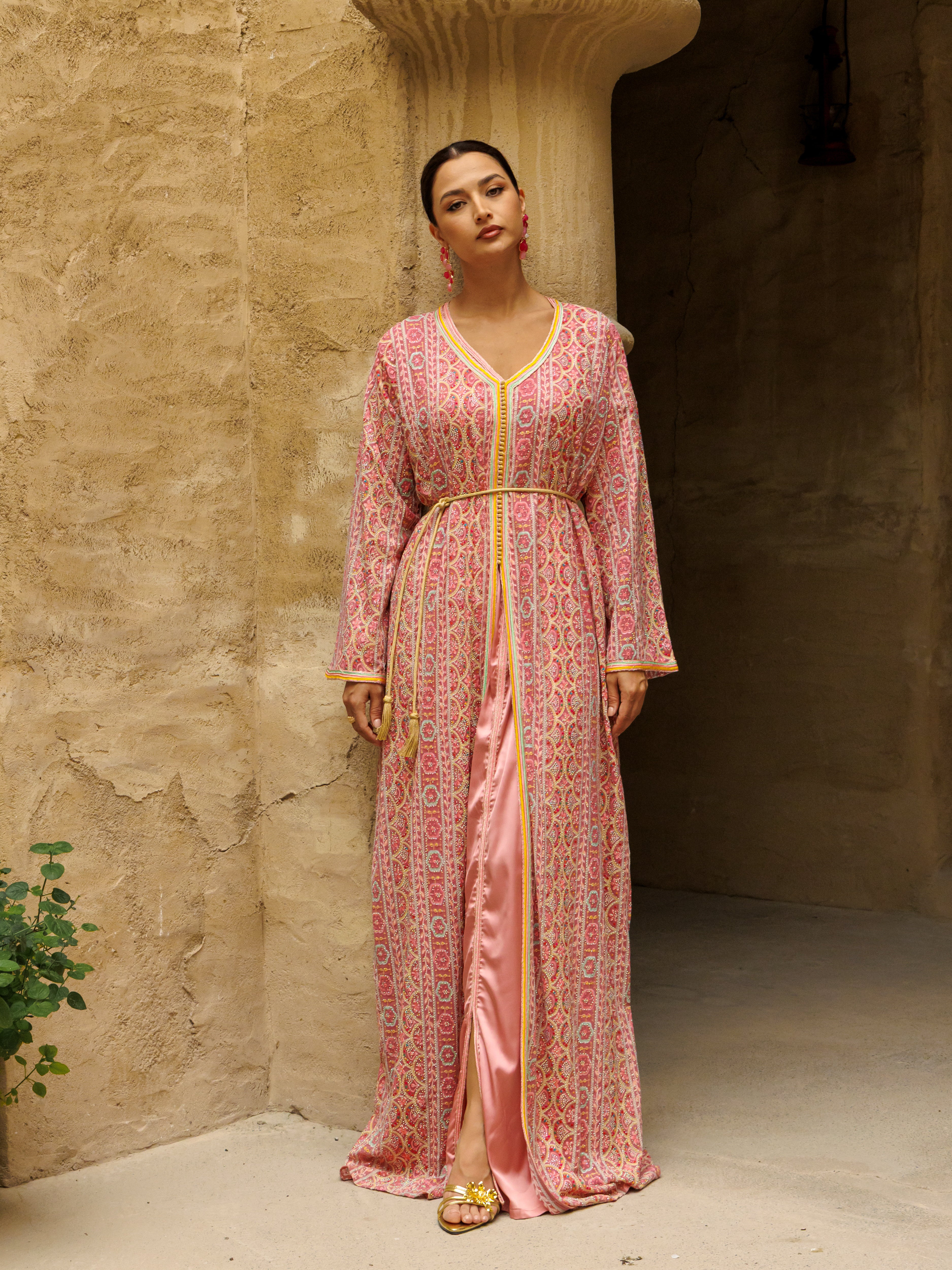 INAAYA KAFTAN